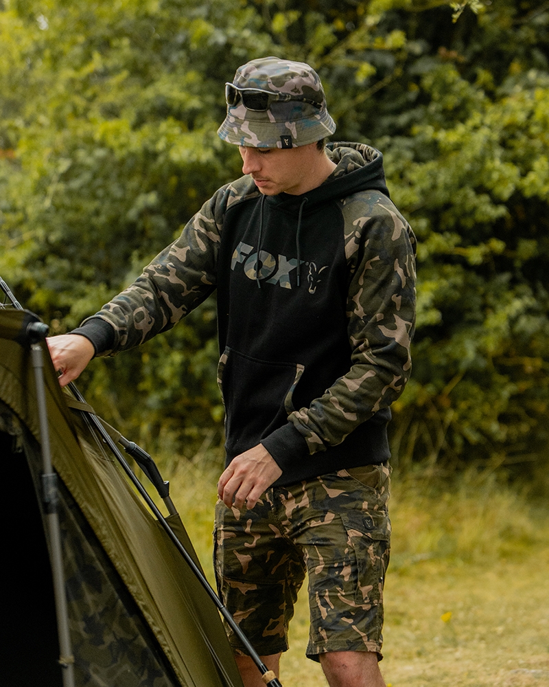 Hoody Black/Camo Raglan Medium